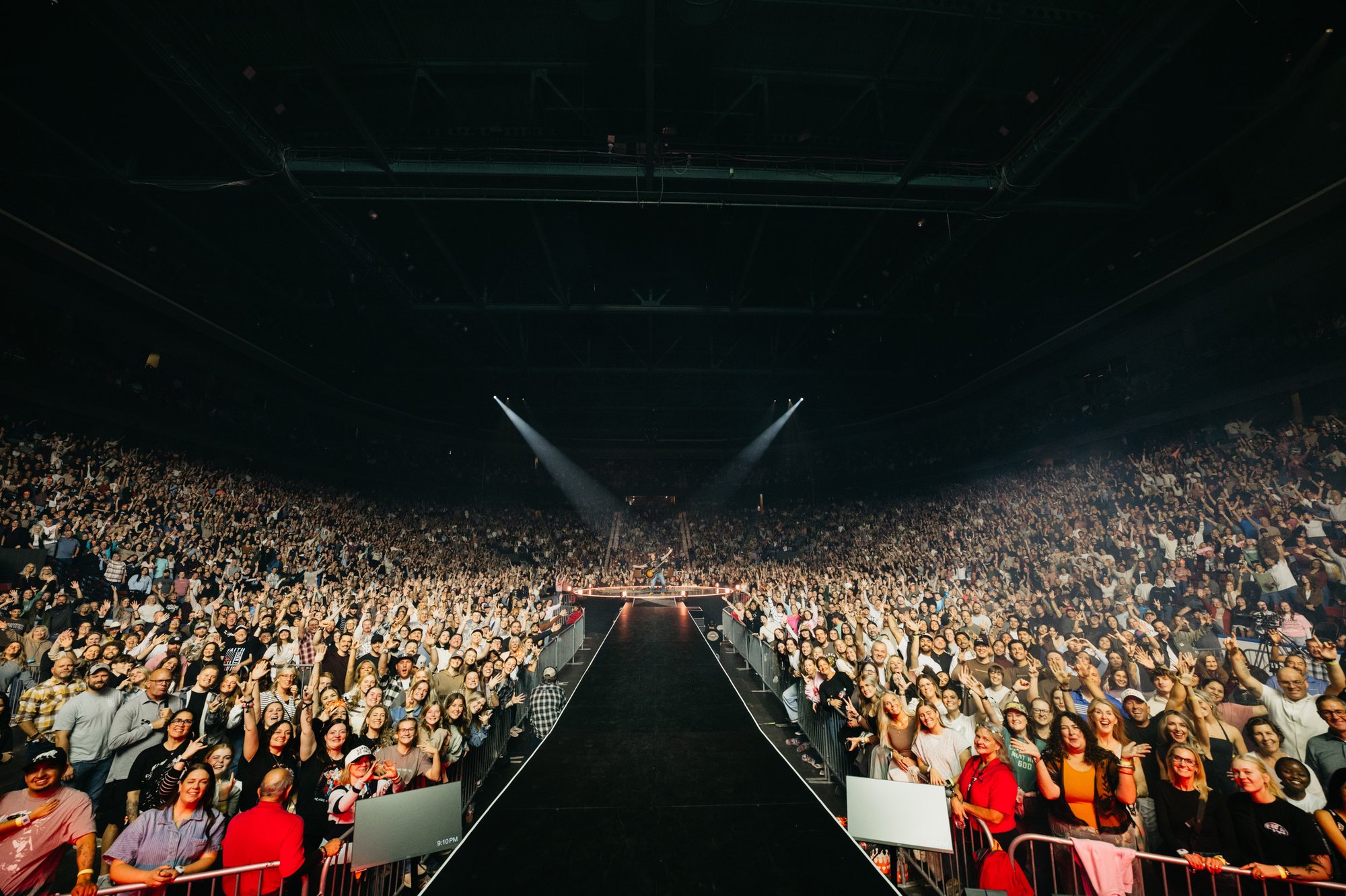 BC3F6BEC-5787-4AA3-BBB7-E4DD548F27FE