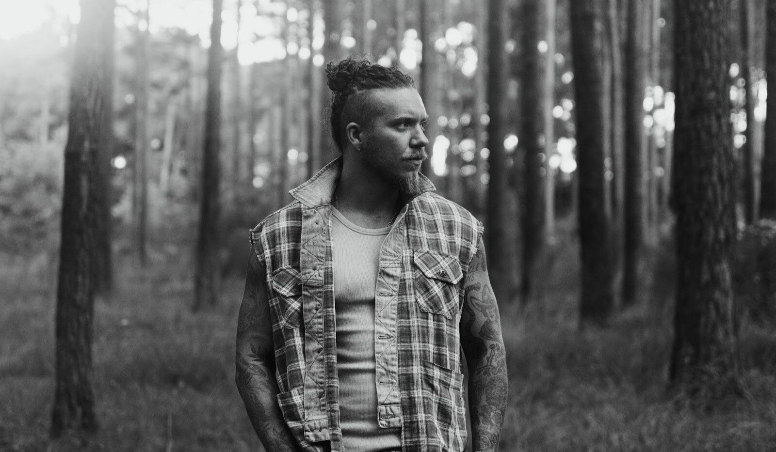 Brandon Lake Debuts, Favorite New Single, ‘That’s Who I Praise’